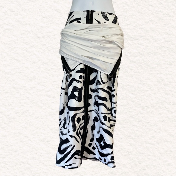 Maticevski Abstract Skirt with zip-off white pleated Wraps- Full Front ZipPencil - Picture 5 of 8